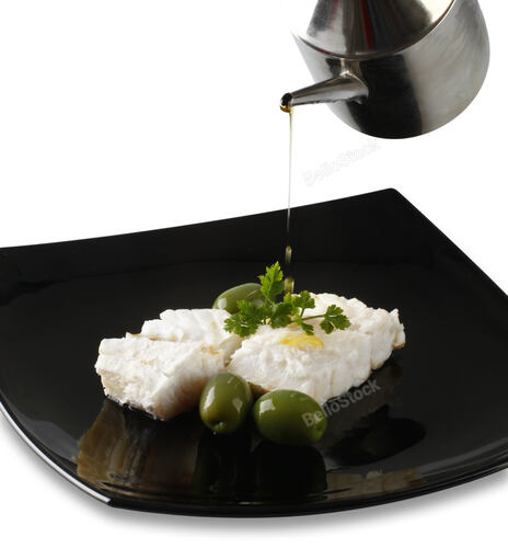Fillet of cod with olives and parsley