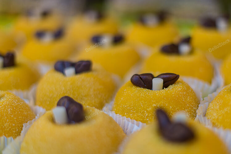 Dessert that mimics Nord Italy typical dish "Polenta" — stock photo